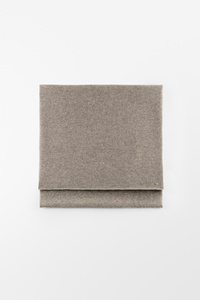 Knitted Scarf - Arakii