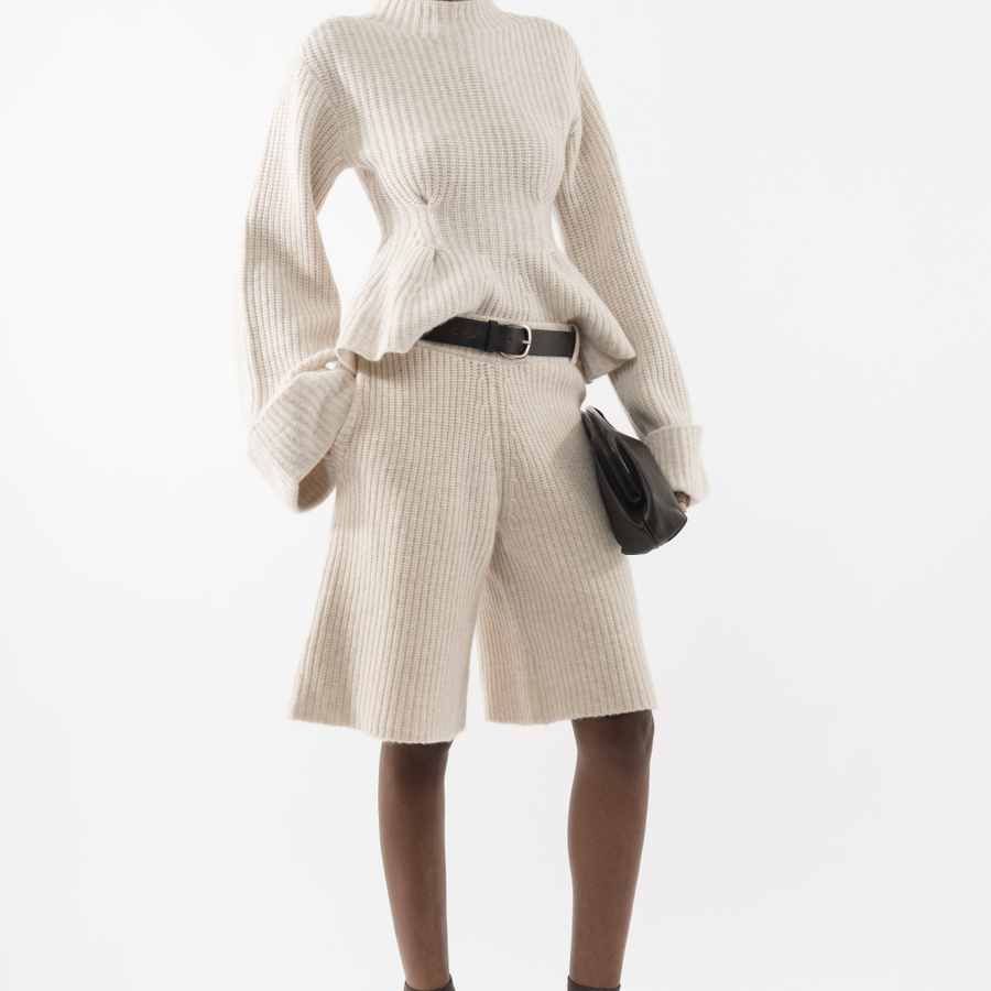 Yoli ヨリ　Short knit / White Yoli Short knit ｜くらすこと公式オンラインストア