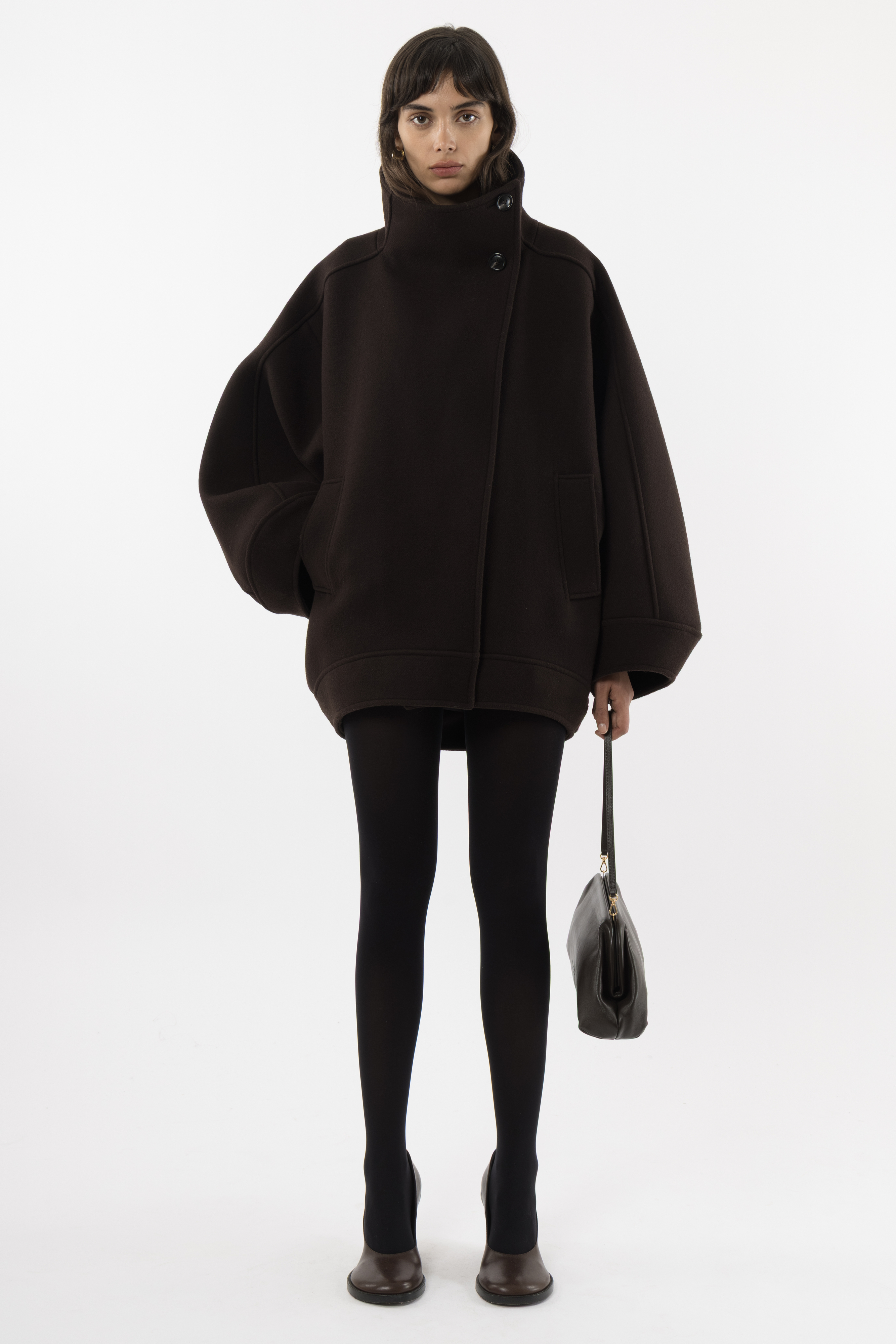 328_864d02634b-fw25-ecom-7907-