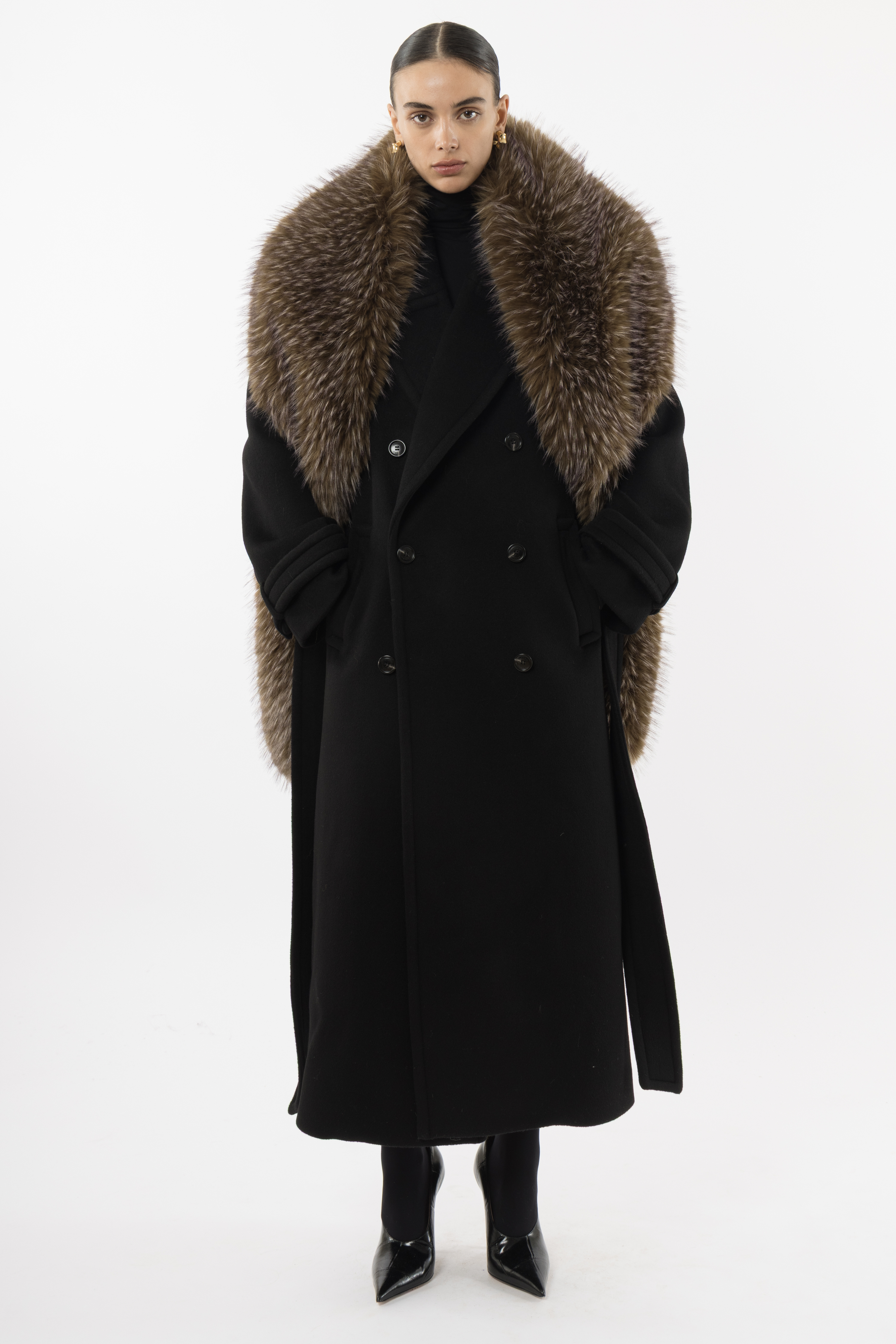 YOSHIYUKI KONISHI ファー付きLONGCOAT Long Faux Fur Coat - Arakii