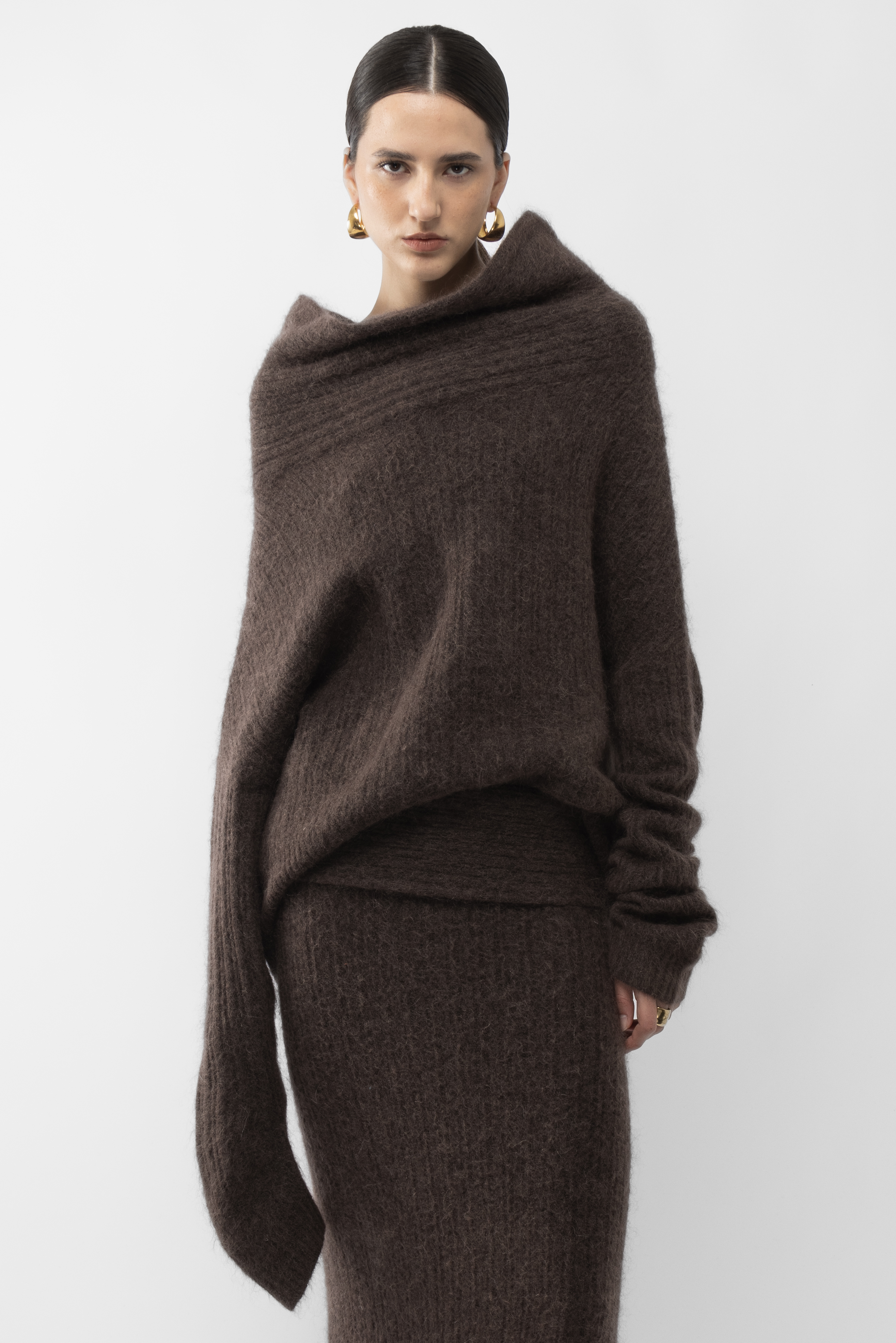Arakii Cloud Oversize Sweater In Brown
