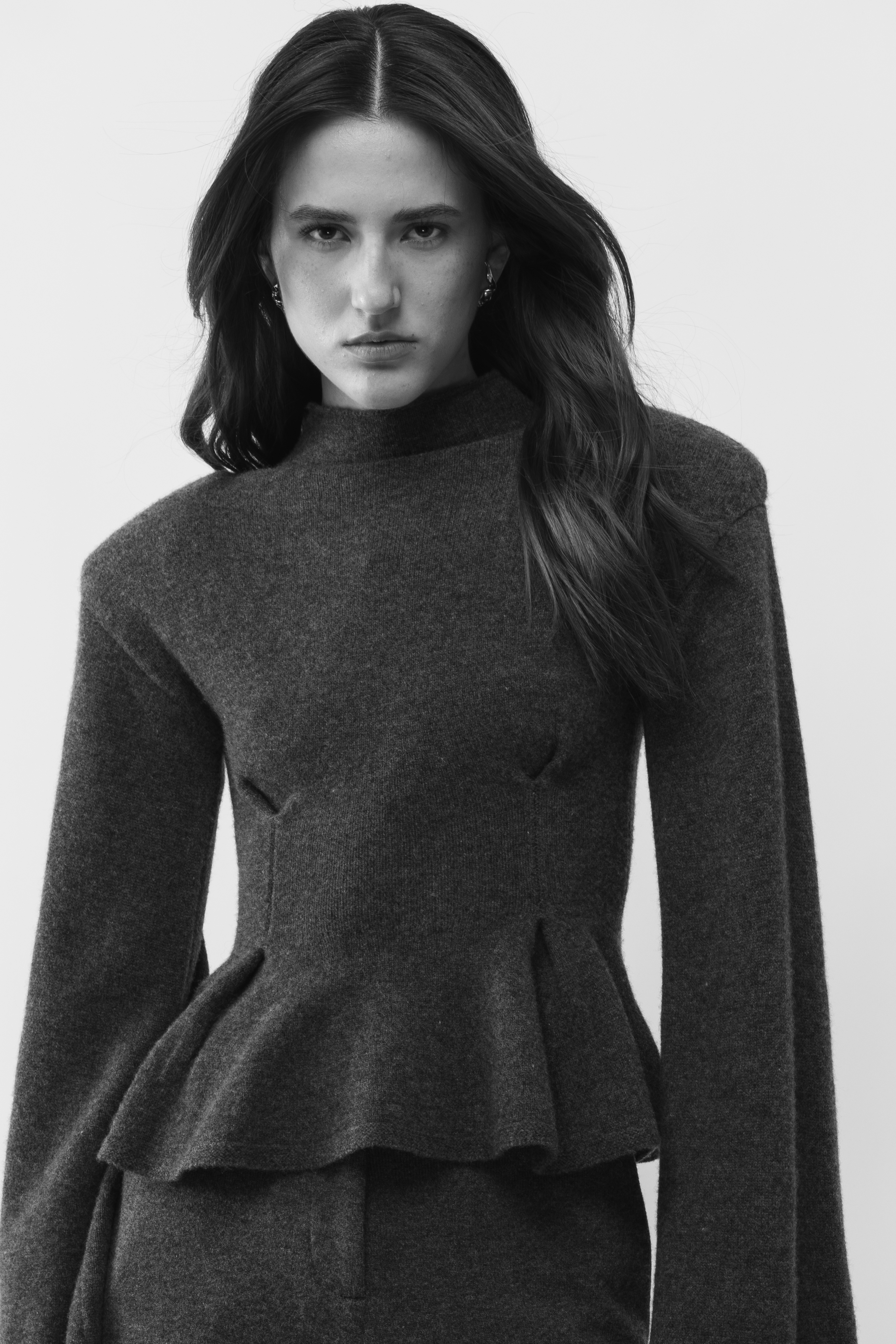 Arakii Knitted Peplum Turtleneck In Gray