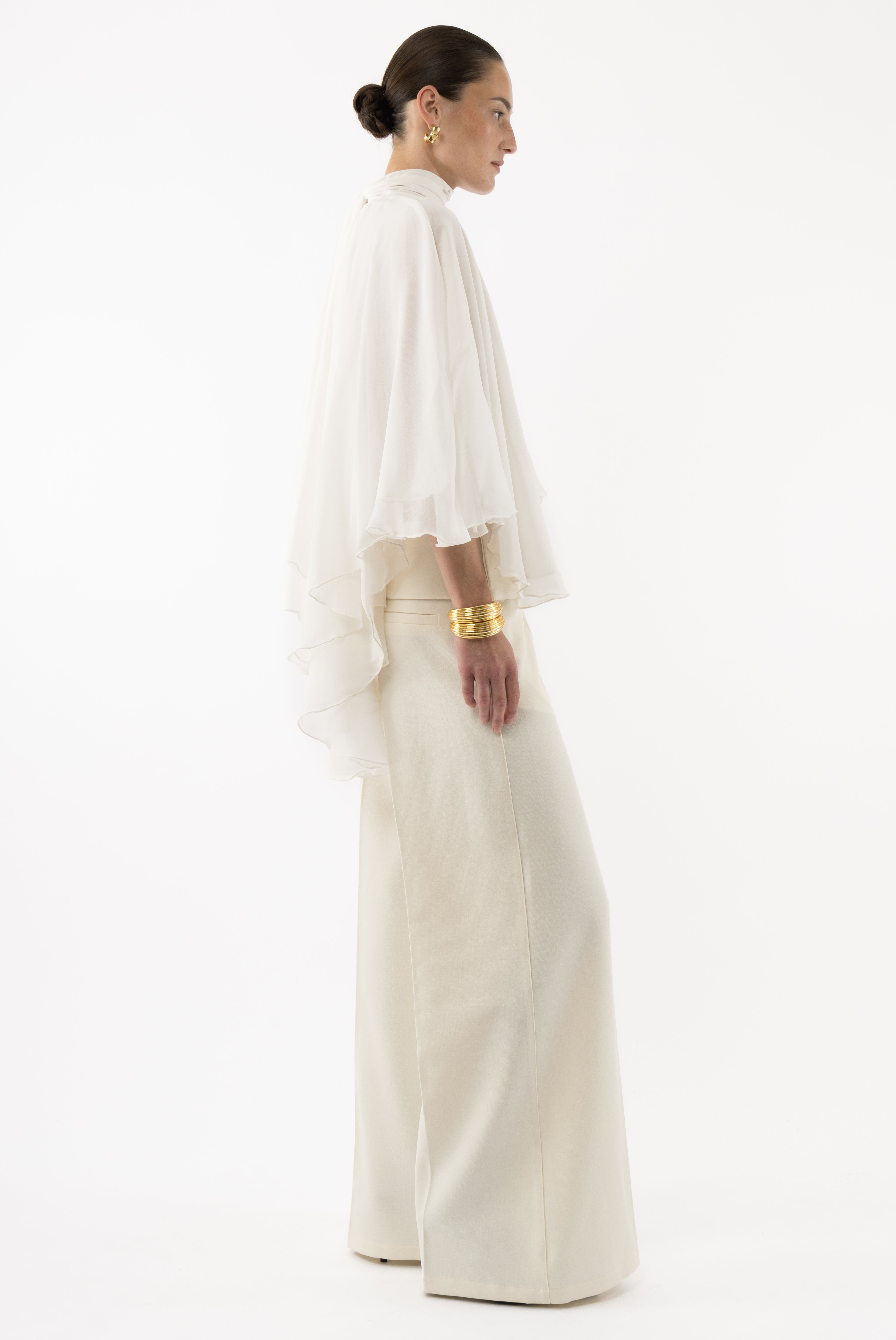 Arakii Flowy Silk Cape In White