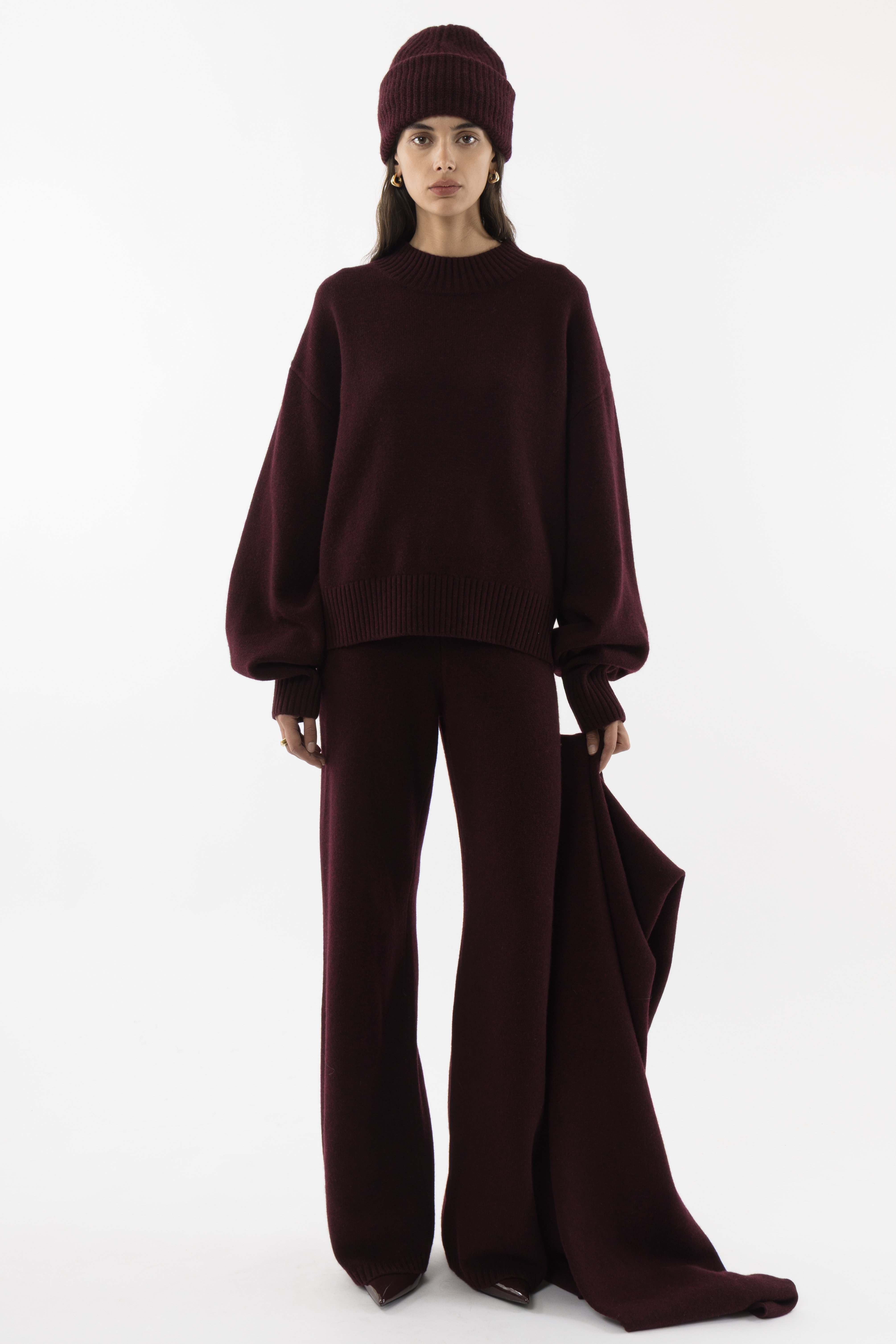 Arakii Knitted Scarf In Burgundy