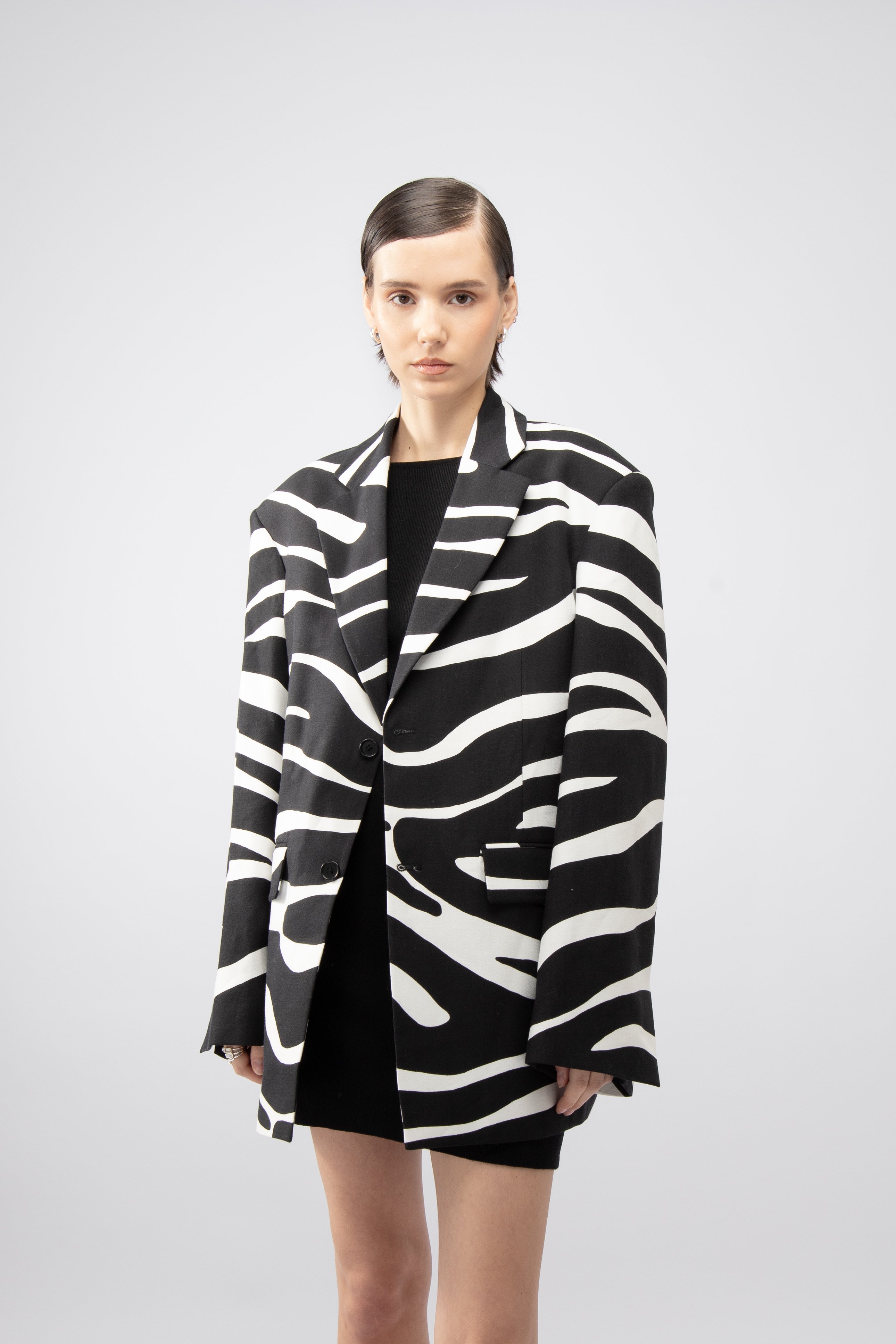 Arakii Zebra Blazer In Multi